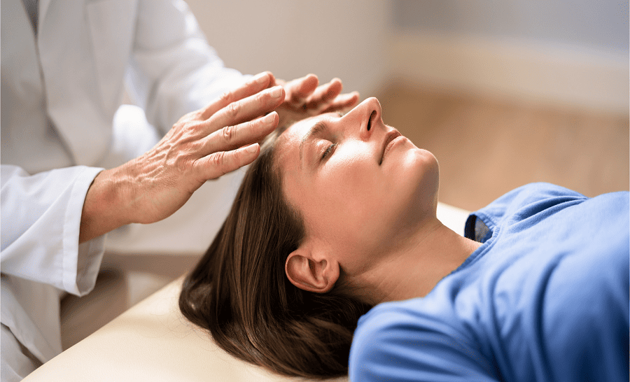 Service Provider of Reiki Healing in New Delhi, Delhi, India.